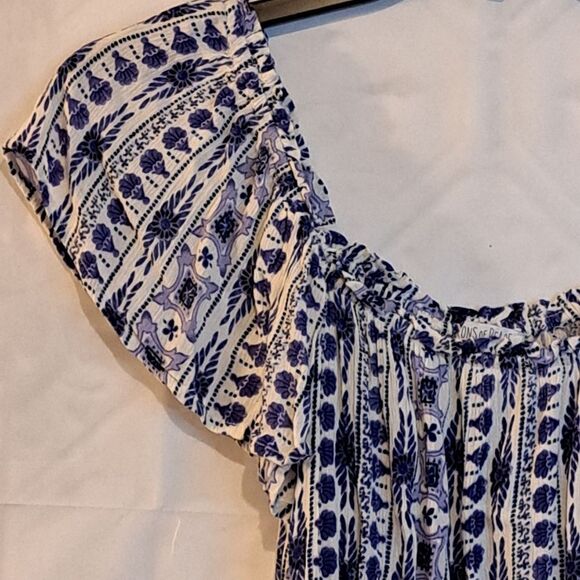 PATRONS OF PEACE BLUE/WHITE COUNTRY BOHO STYLE FLATTER SLEEVE TOP - SZ M NWOT - Picture 9 of 15